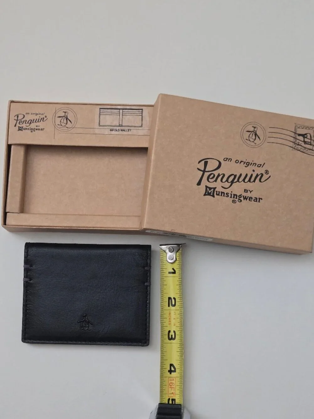 New Original Penguin by Munsingwear Men's Leather Bifold Wallet, Black